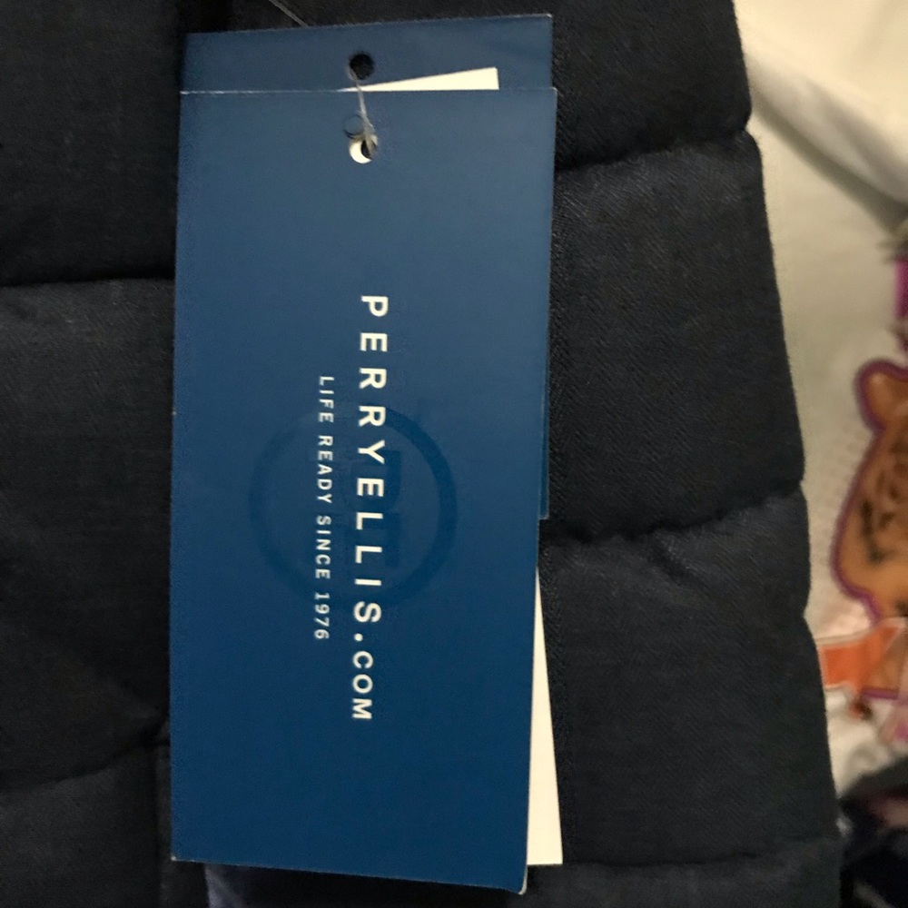 Perry Ellis - Picture 2 of 5